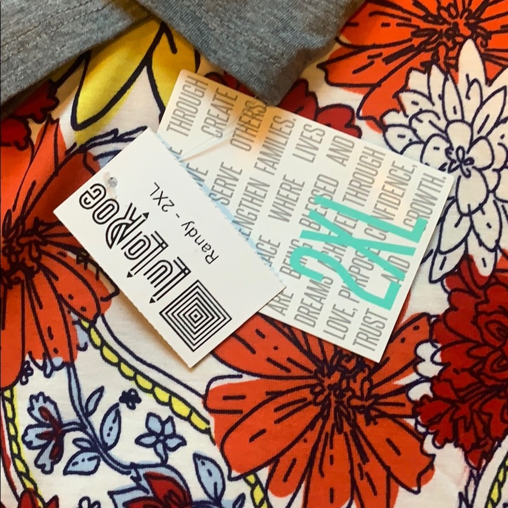 LuLaRoe Randy - Picture 2 of 4